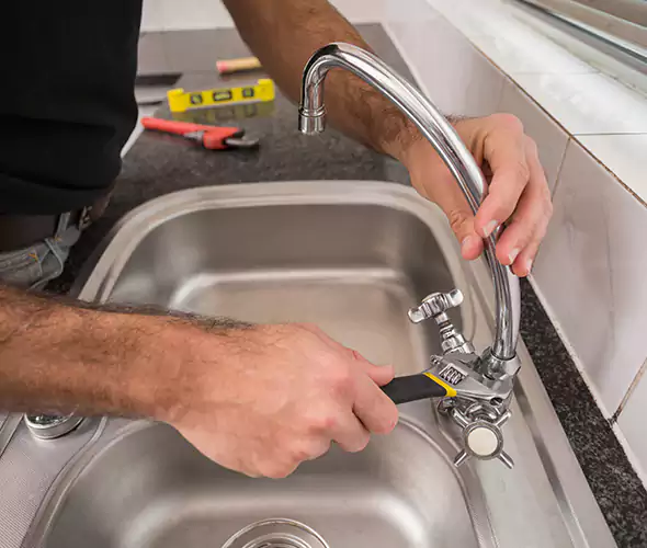 Local Experts for Faucet Repair in Pompano Beach, FL:Schedule Affordable Faucet Repair Services with Us